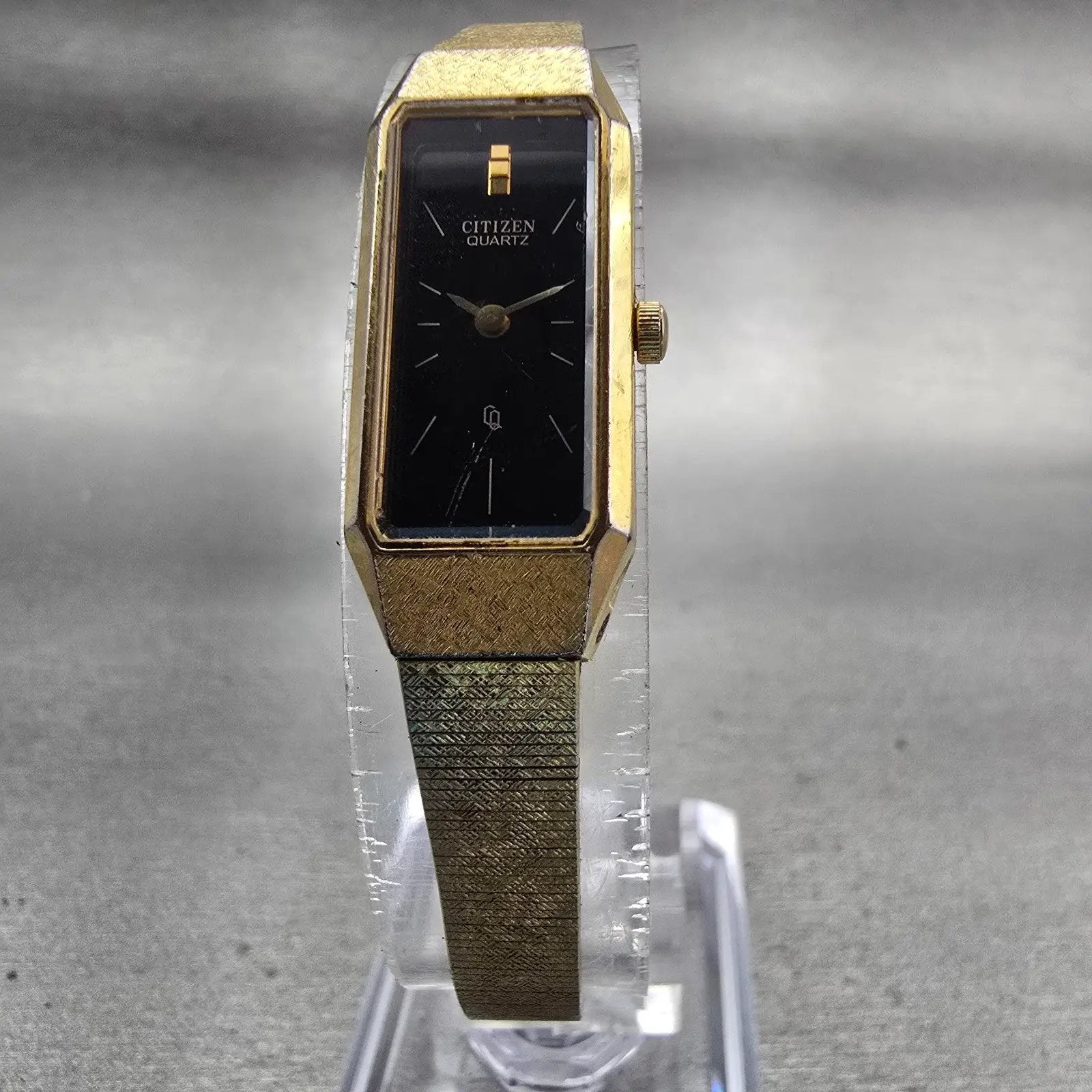 Citizen CQ Watch Women 12mm Black Dial Gold Tone Rectangle 2250-223373 New Batt5