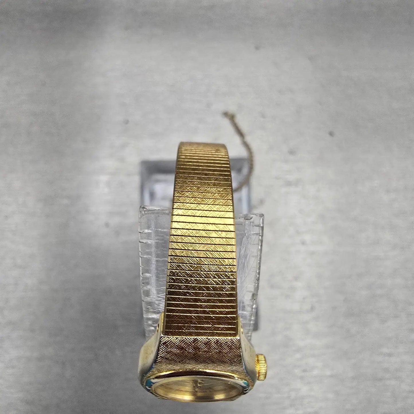 Citizen CQ Watch Women 16mm Champagne Dial Gold Tone Oval 3220-S16695 New Batt4