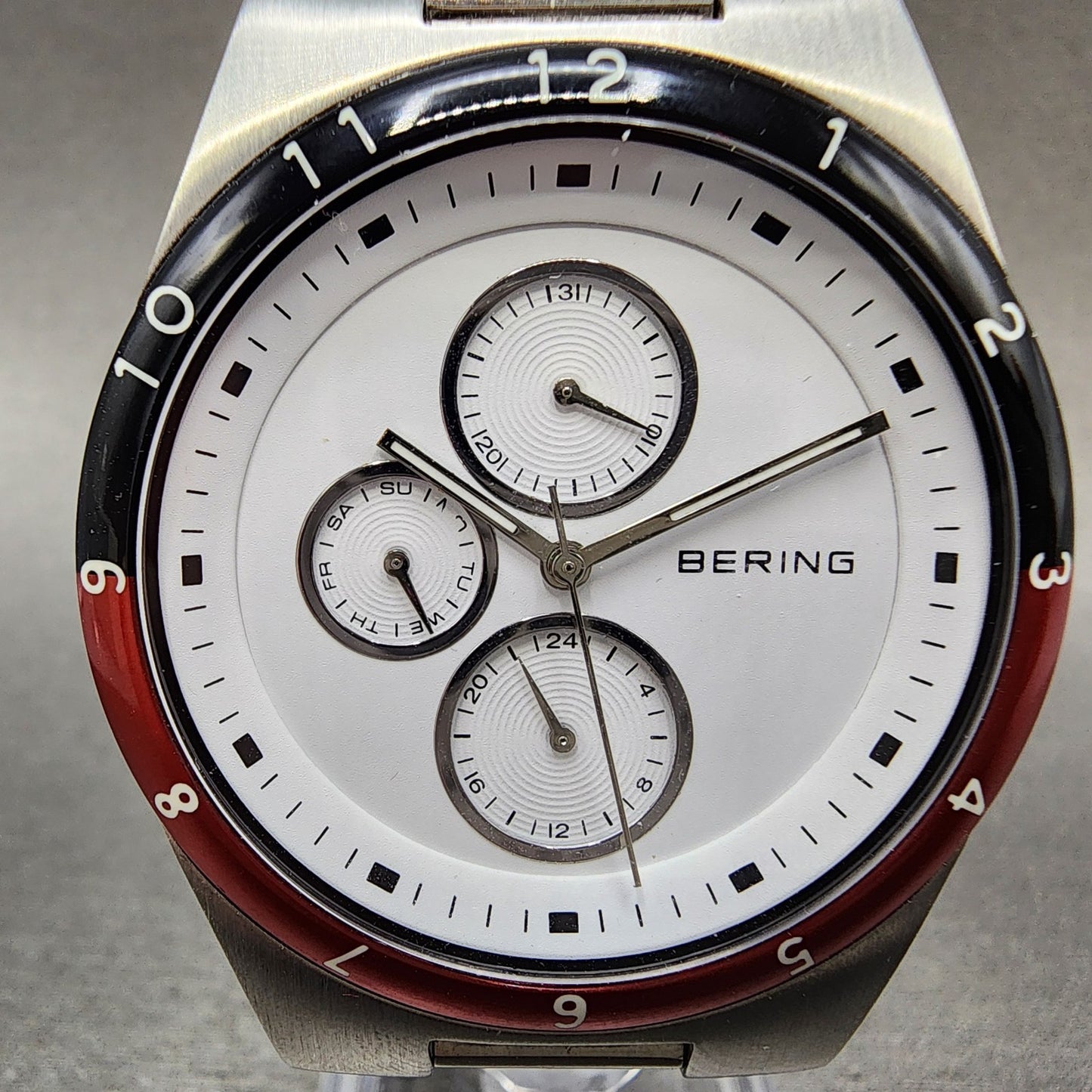 Bering Watch Men 39mm White Dial Silver Tone Coke Bezel Daydate Round New Batt2