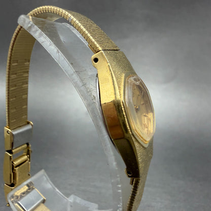 Seiko Watch Women 16mm Champagne Dial Gold Tone Octagon 2c20-6510 New Battery 493