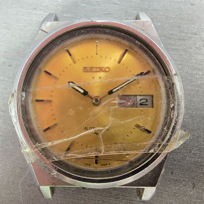 Seiko 5 Automatic Watch Men 38mm Gold Dial Steel Daydate 7009-8761 PARTS2