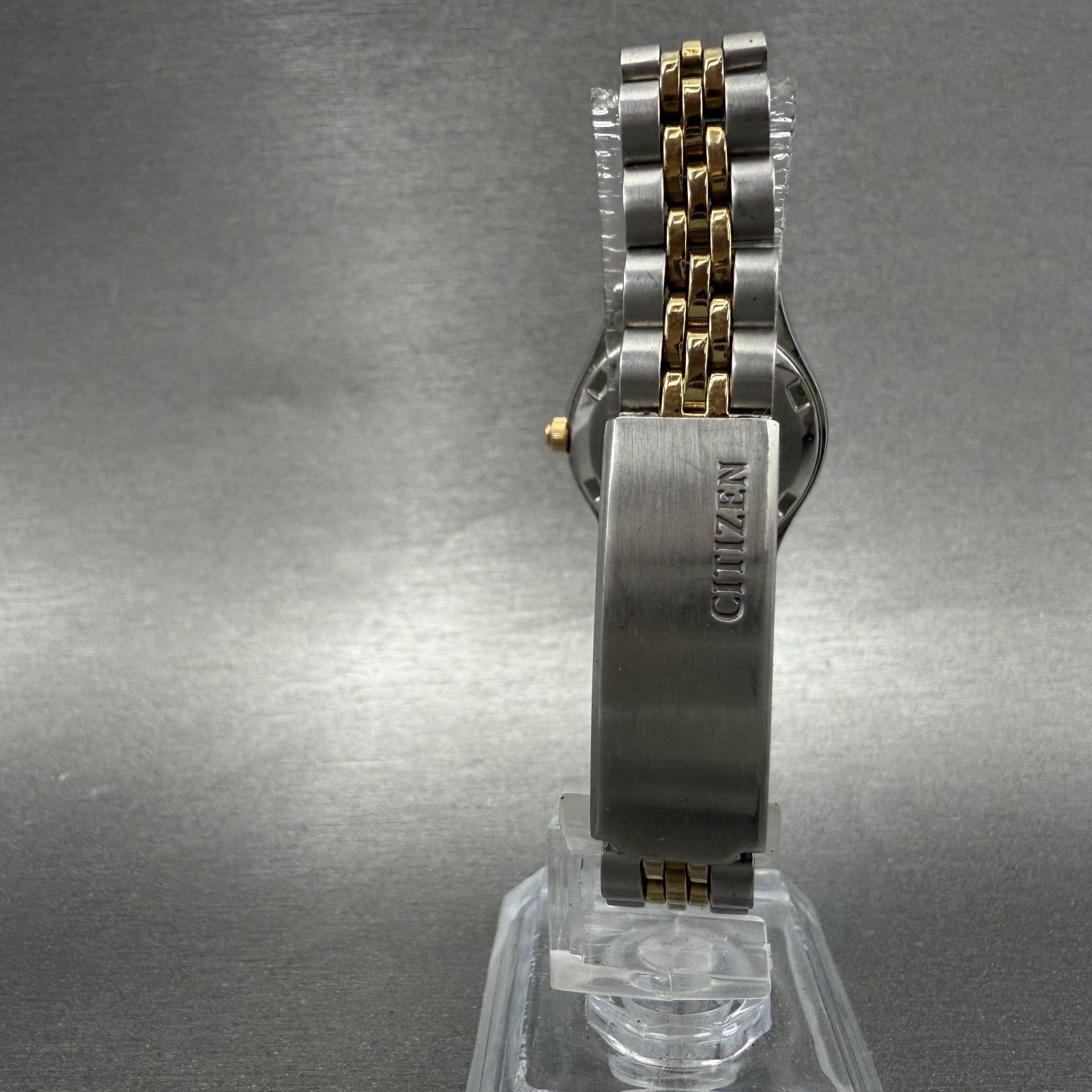 Citizen Watch Women 25mm MOP Dial Two Tone Daydate 1002S04464 New Battery7