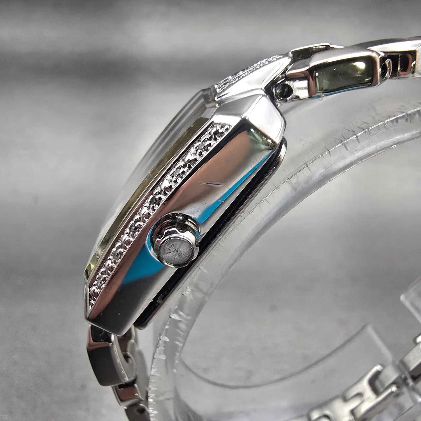 Bulova Watch Women 18mm White Dial Silver Tone Rectangle 96R117 New Bat Diamonds2