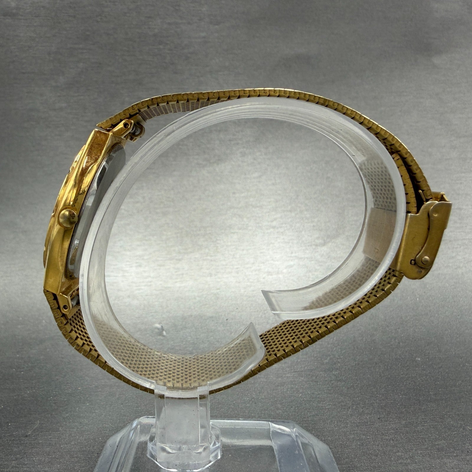 Citizen CQ Watch Men 31mm Gray Dial Gold Tone Round 6031-K06584 New Battery6