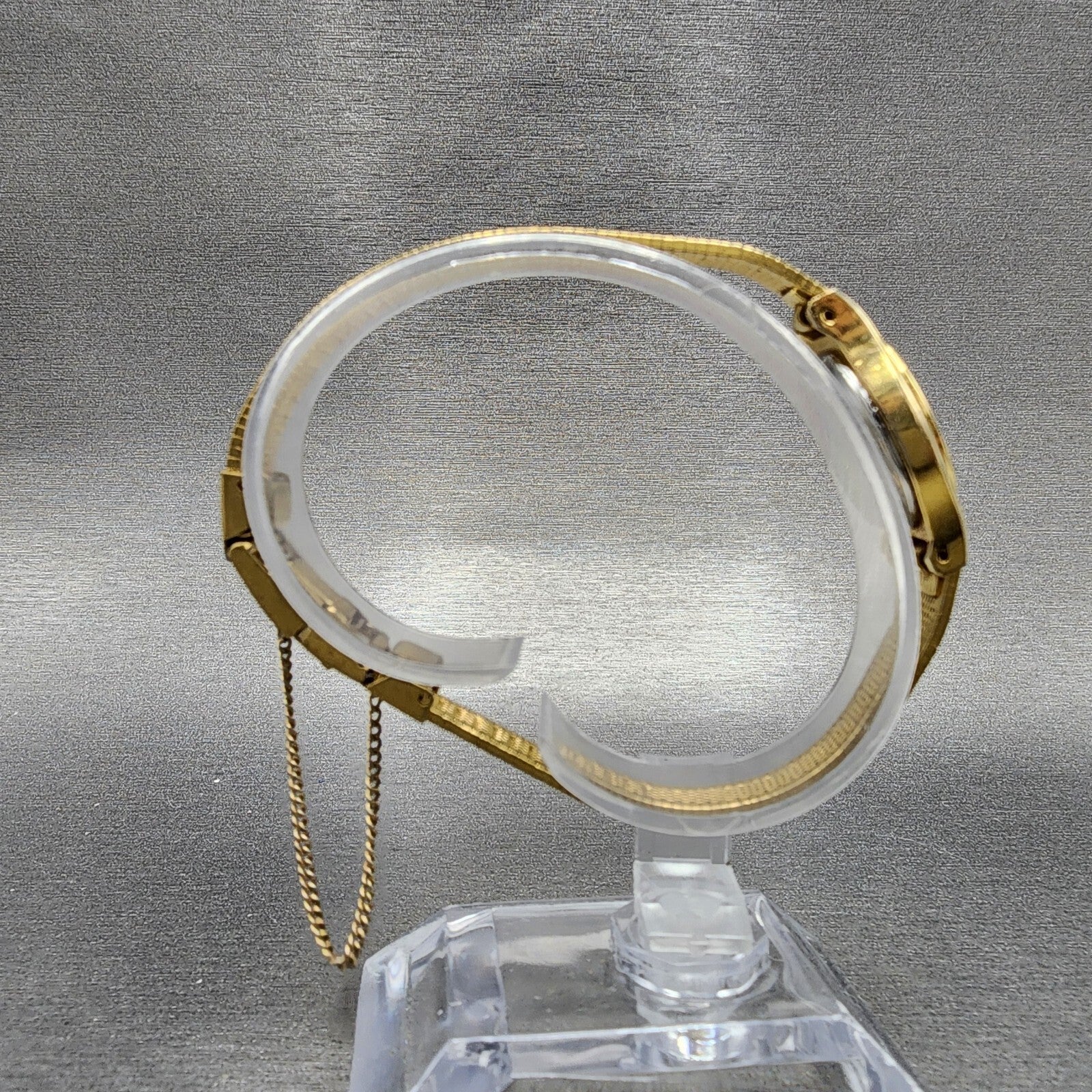 Citizen CQ Watch Women 17mm Black Dial Gold Tone Oval 5930S25350 New Battery8