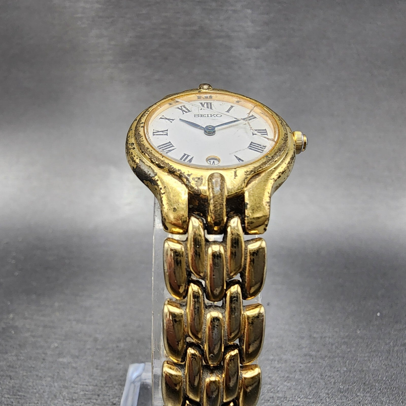 Seiko Watch Women 26mm White Dial Gold Tone Date Round 7N890420 New Battery5