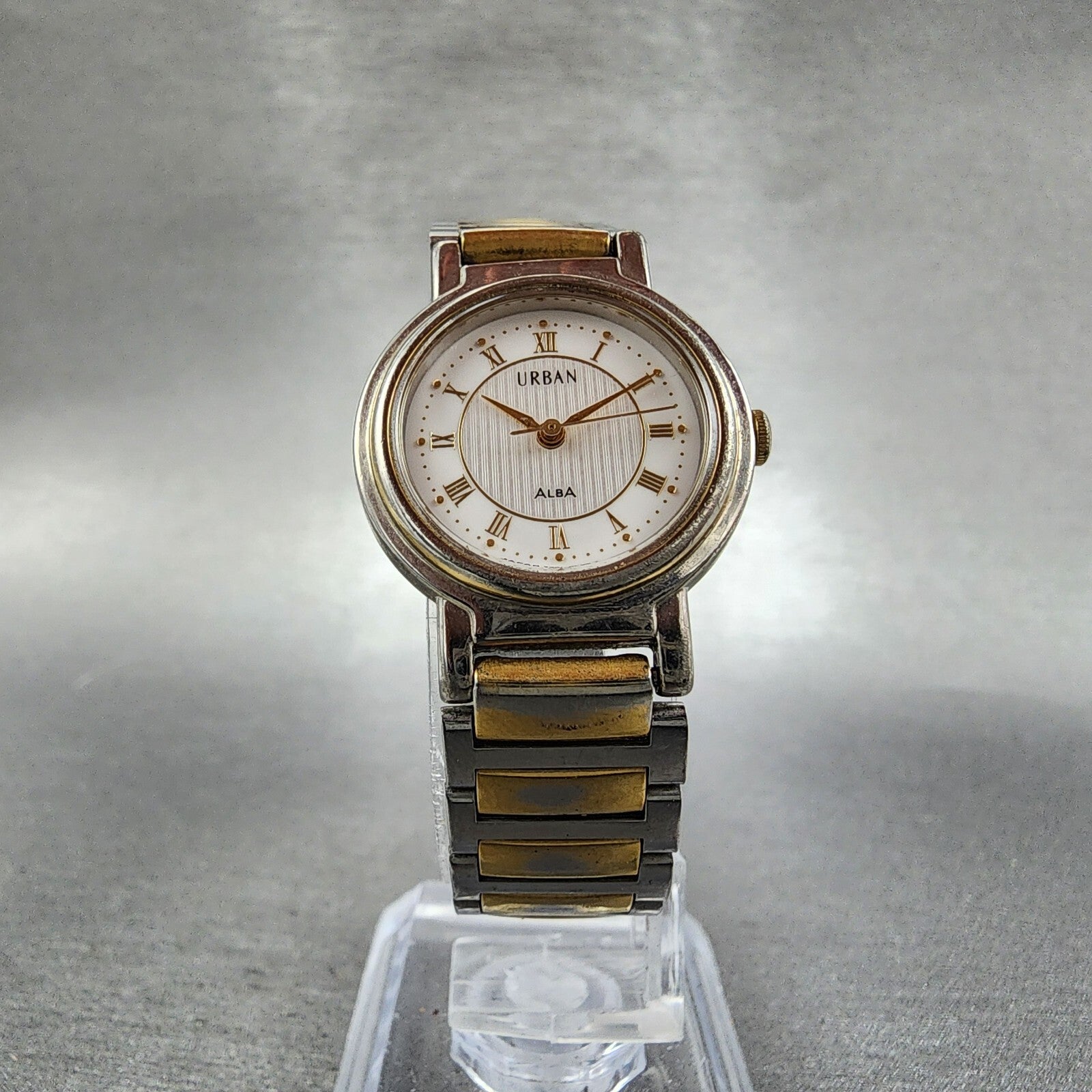 Seiko ALBA URBAN Watch Women 24mm White Dial Two Tone Round V3016B60 New Batt5