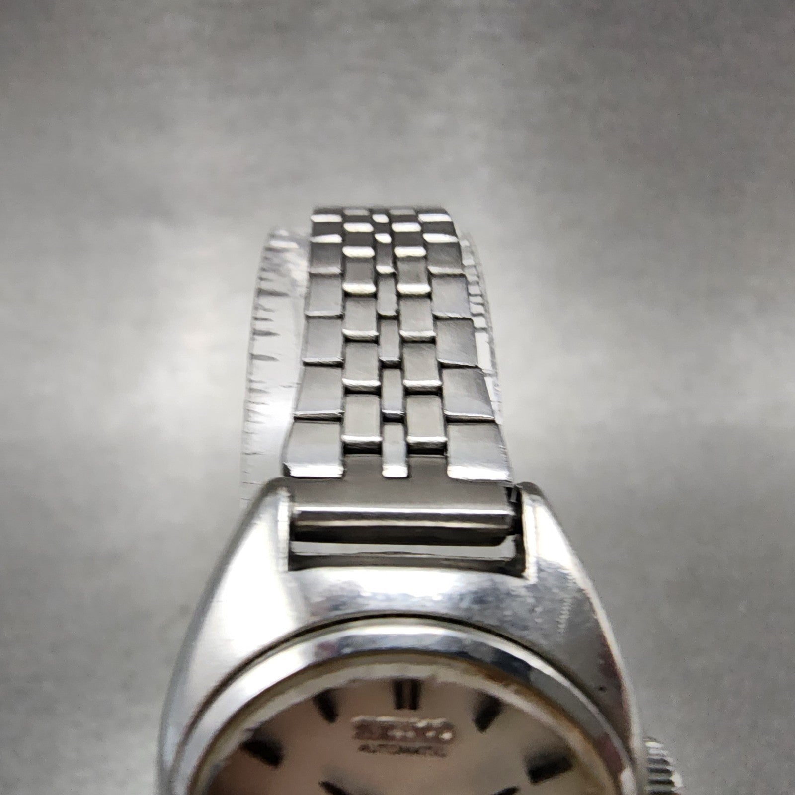 Seiko Automatic Watch Women 24mm Silver Dial Silver Tone Daydate 27060080 Runs4