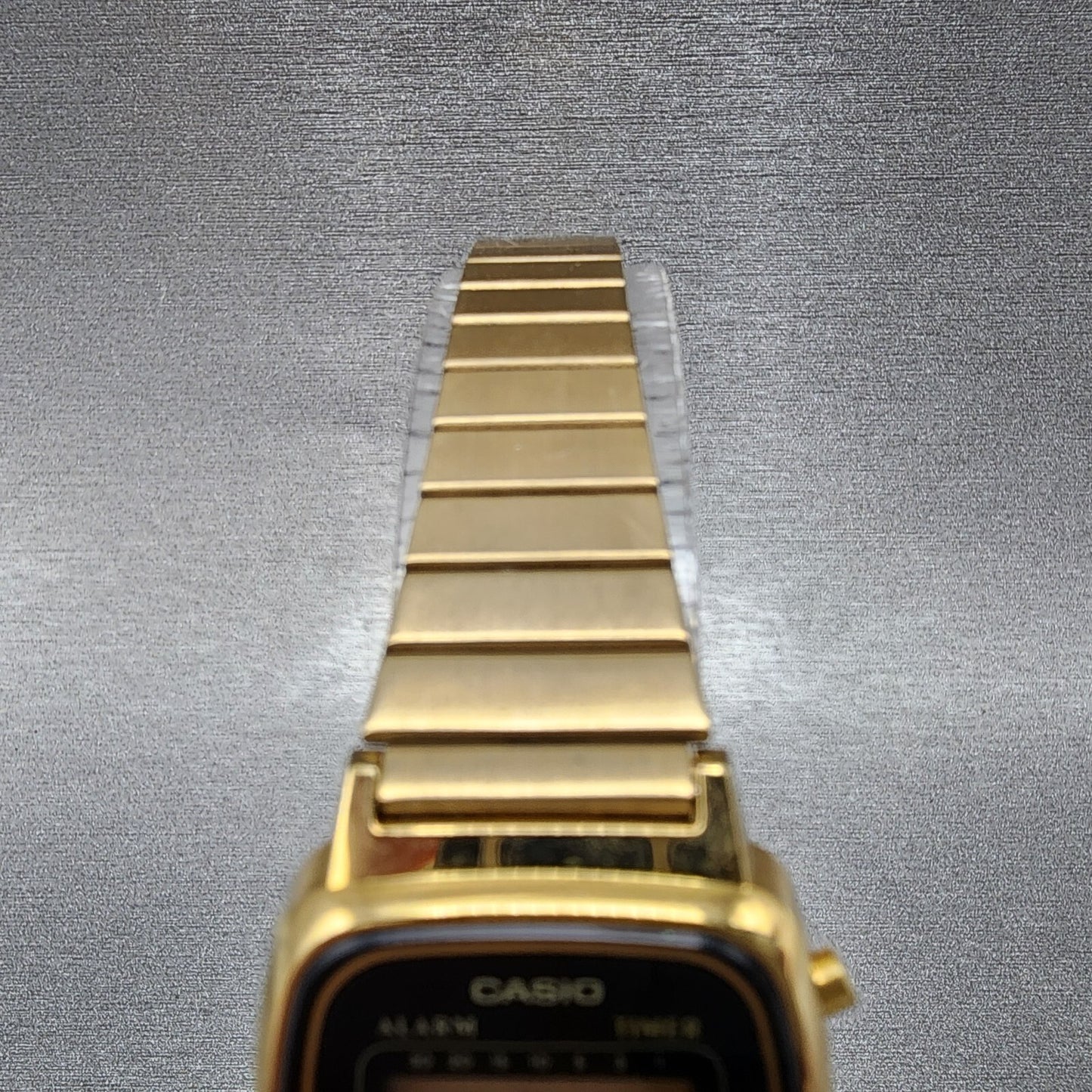 Casio LA670W Watch Women 24mm Digital Gold Tone Rectangle Alarm Chrono New Batt4