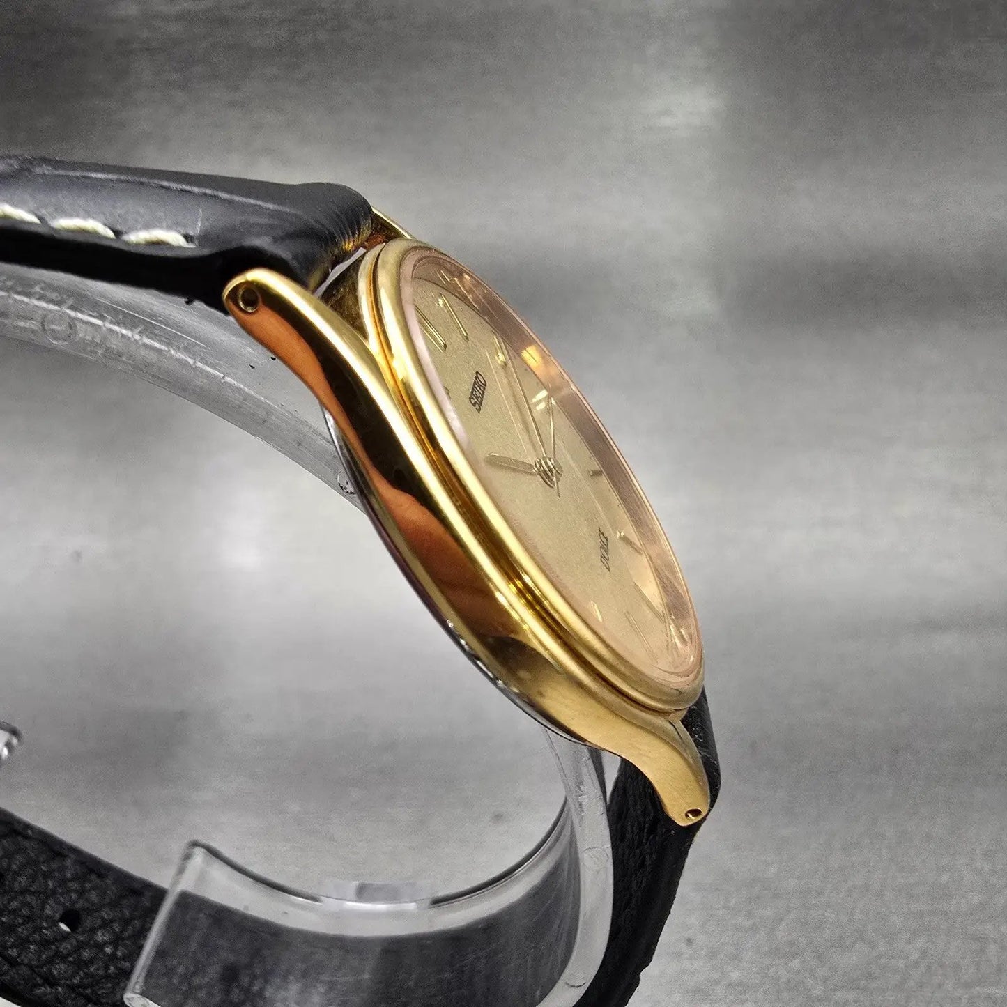 Seiko Dolce Watch Men 31mm Champagne Dial Gold Tone Round 8J41-6100 New Battery3