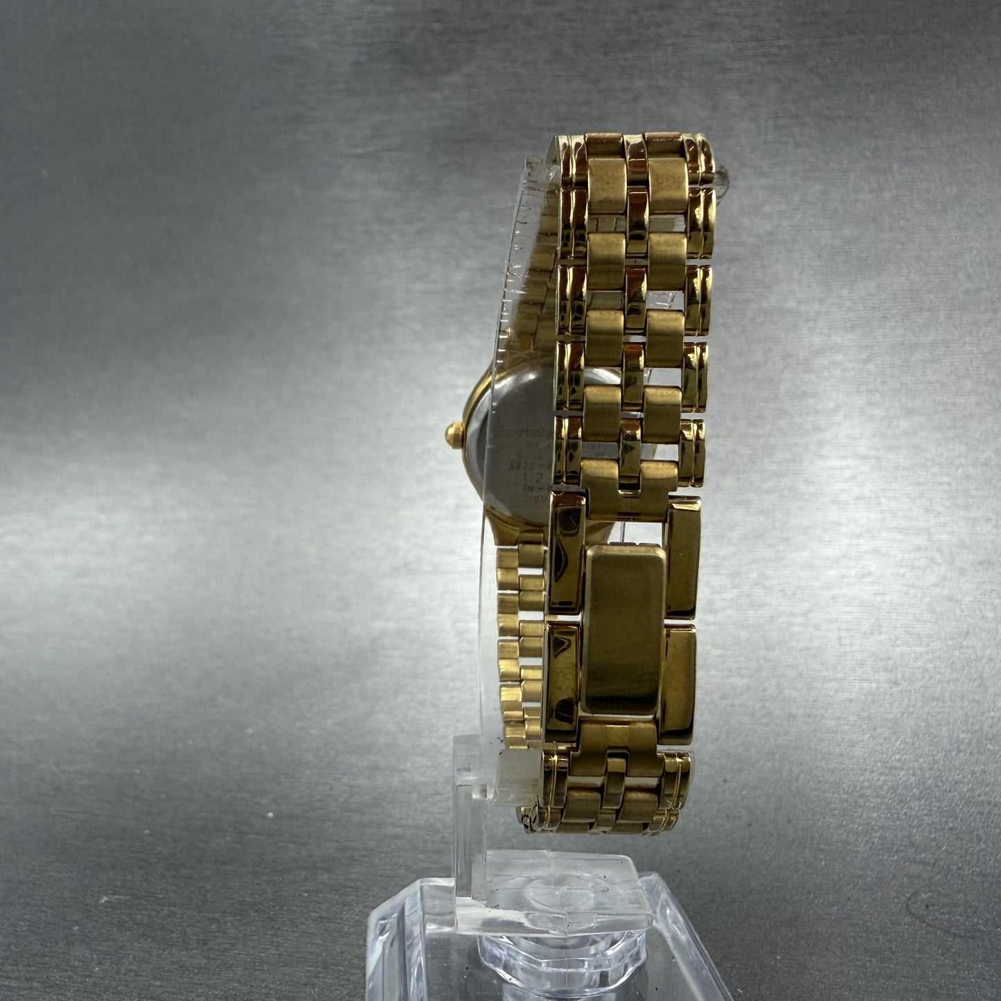 Citizen CQ Watch Women 21mm Champagne Dial Gold Tone Round 5930-S29762 NewBatter7