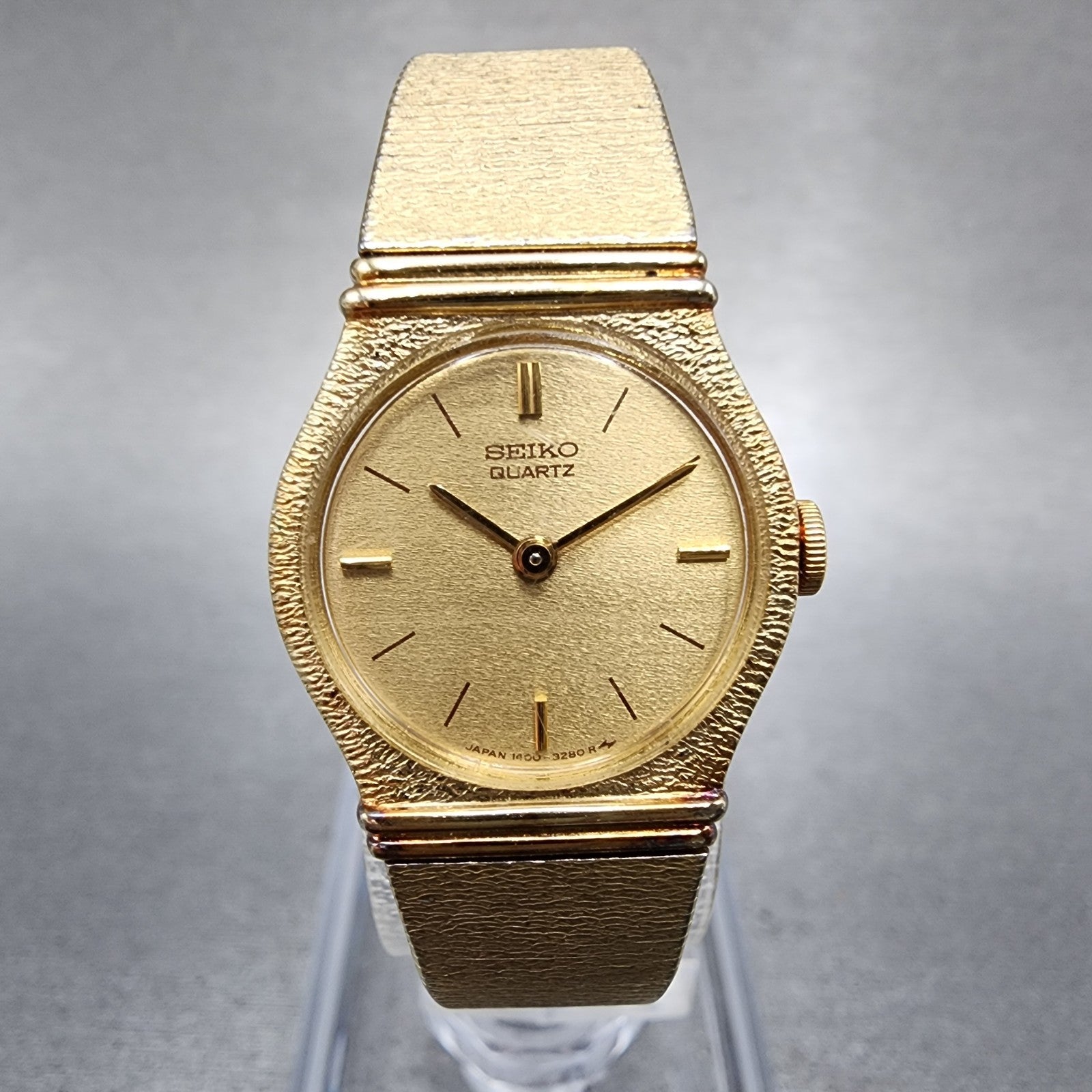 Seiko Watch Women 19mm Champagne Dial Gold Tone Round 14000750 New Battery0