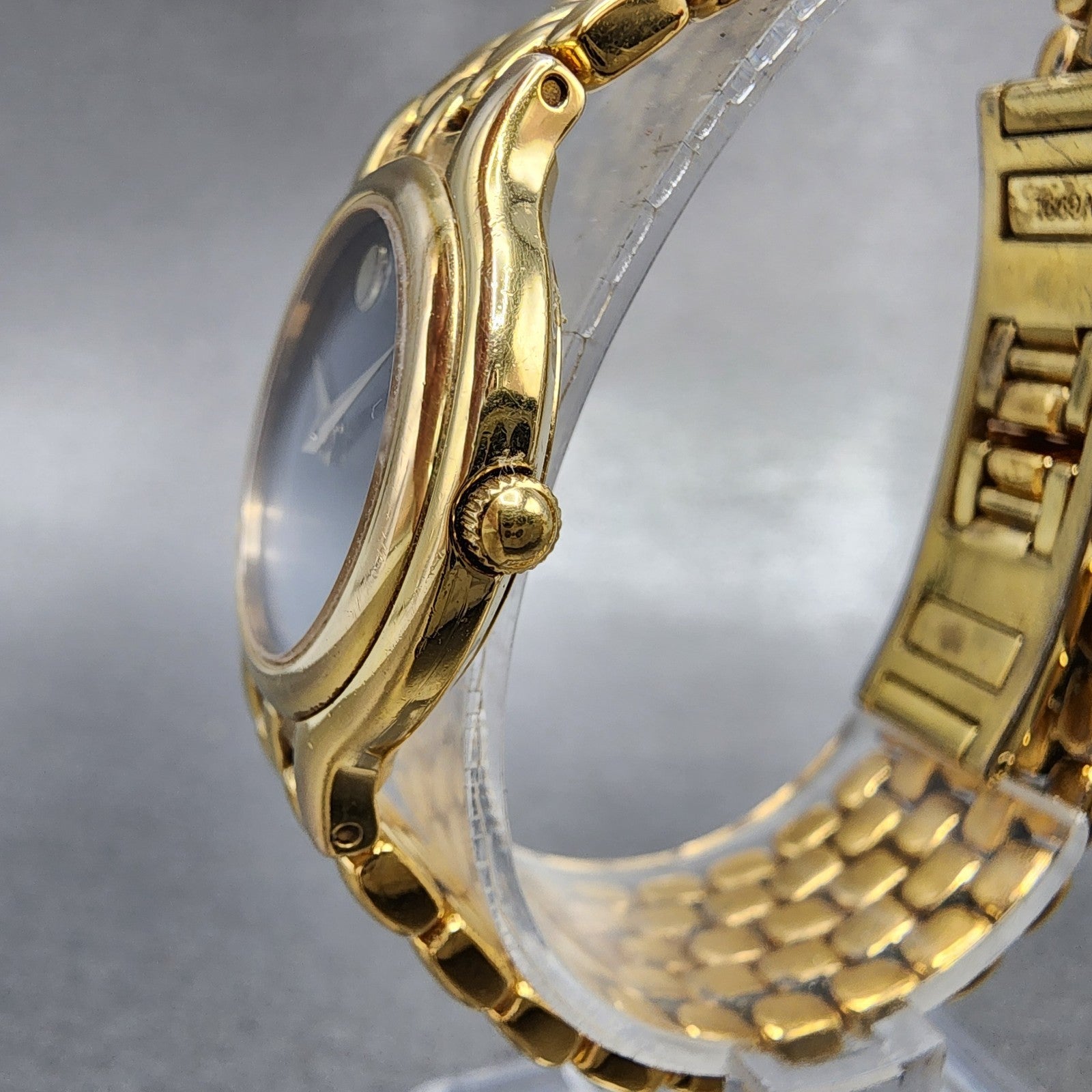 Movado Museum Watch Women 25mm Black Dial Gold Tone Round 87E3817 New Battery2
