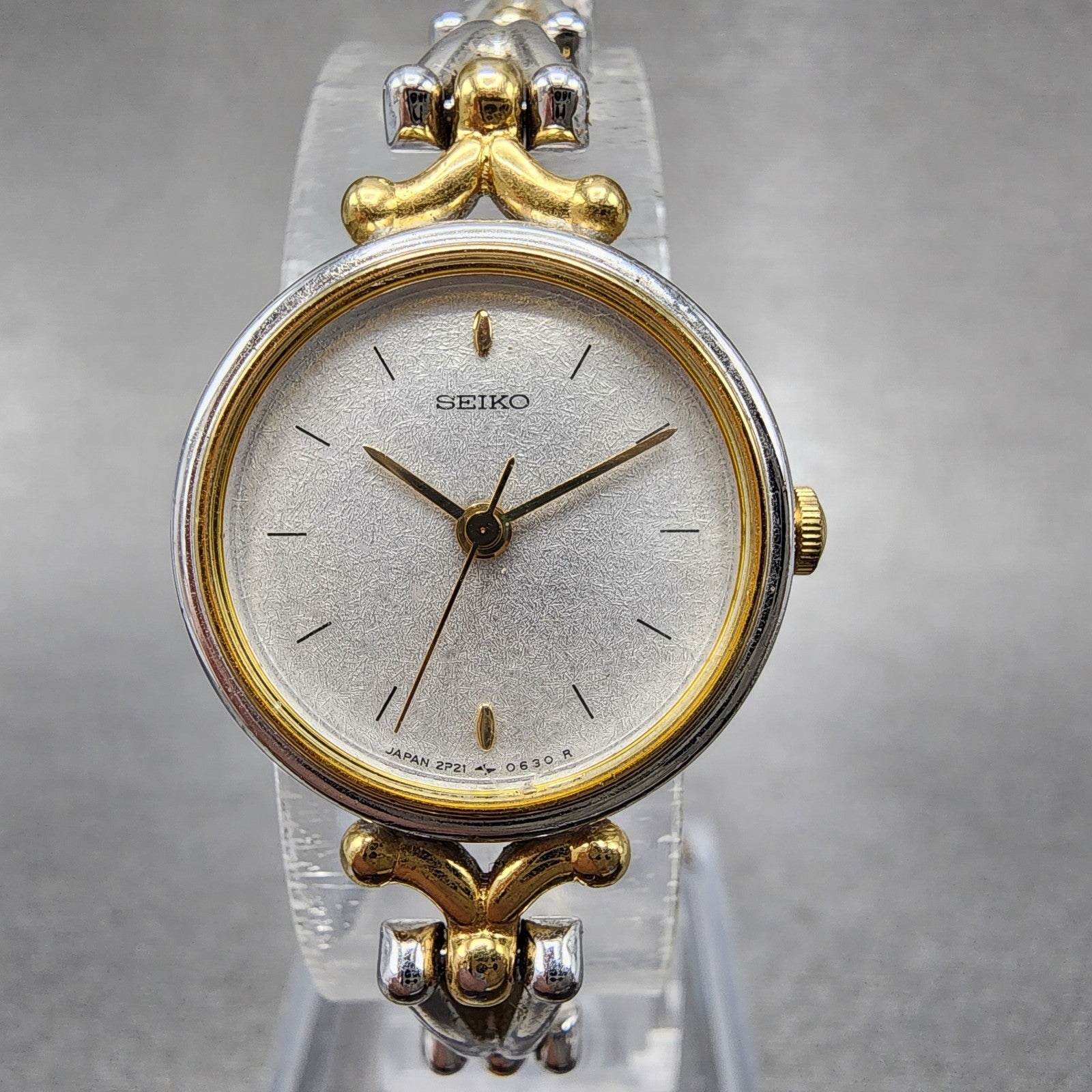 Seiko Watch Women 20mm Silver Dial Two Tone Round 2p210190 New Battery0