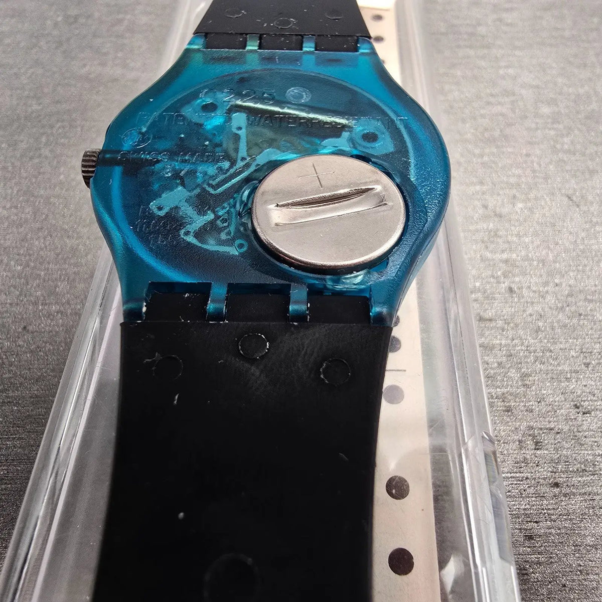Swatch Metroscape Watch Men 34mm Blue Dial Blue Case GN109 New Battery NOS13