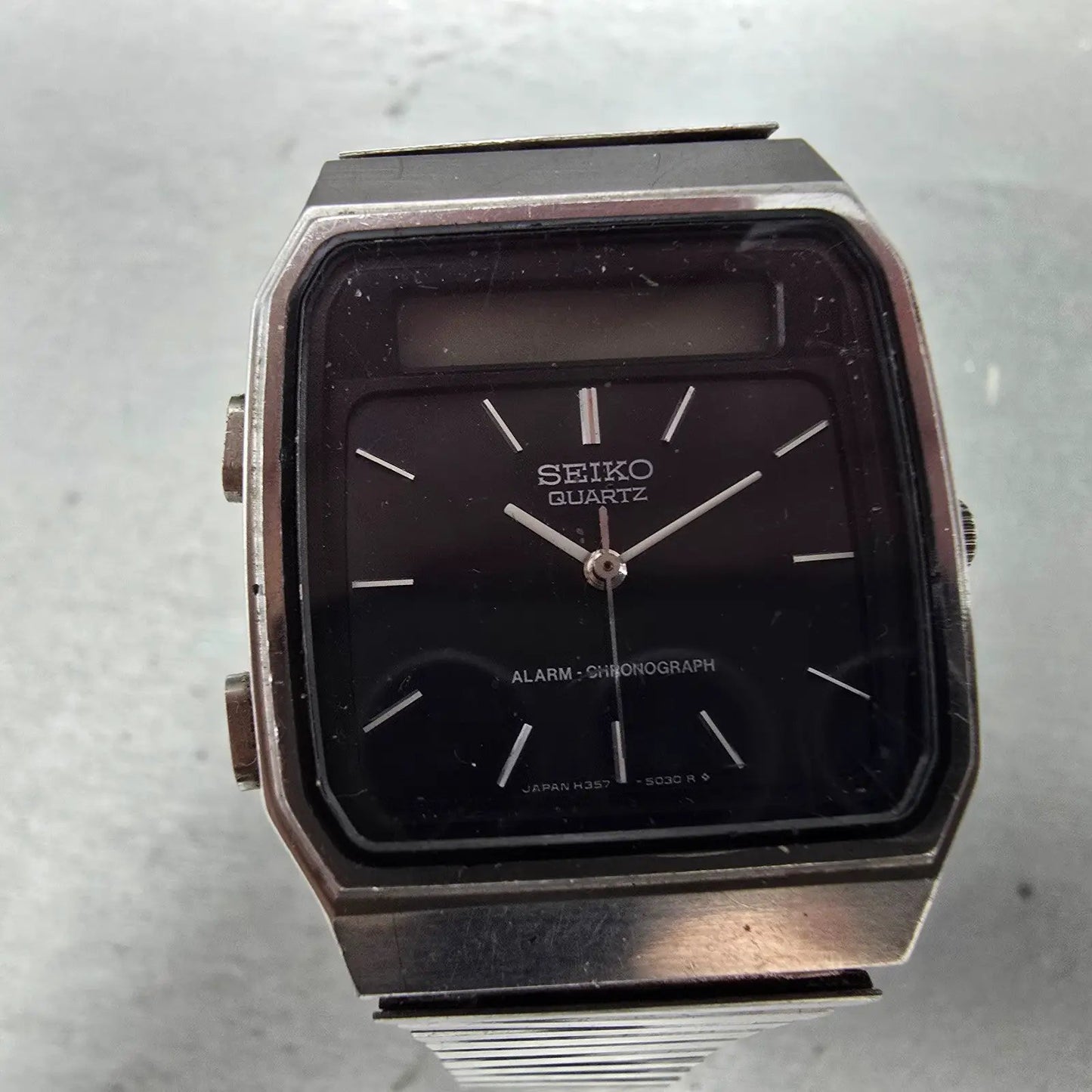 Seiko Analog Digital Watch Men 31mm Black Dial Silver Tone Alarm H357-500H PARTS2