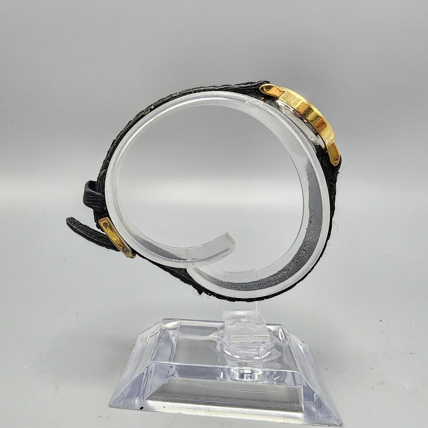 VTG Pulsar Watch Women Gold Tone Round 22mm Leather Band Y480-0540 New Battery