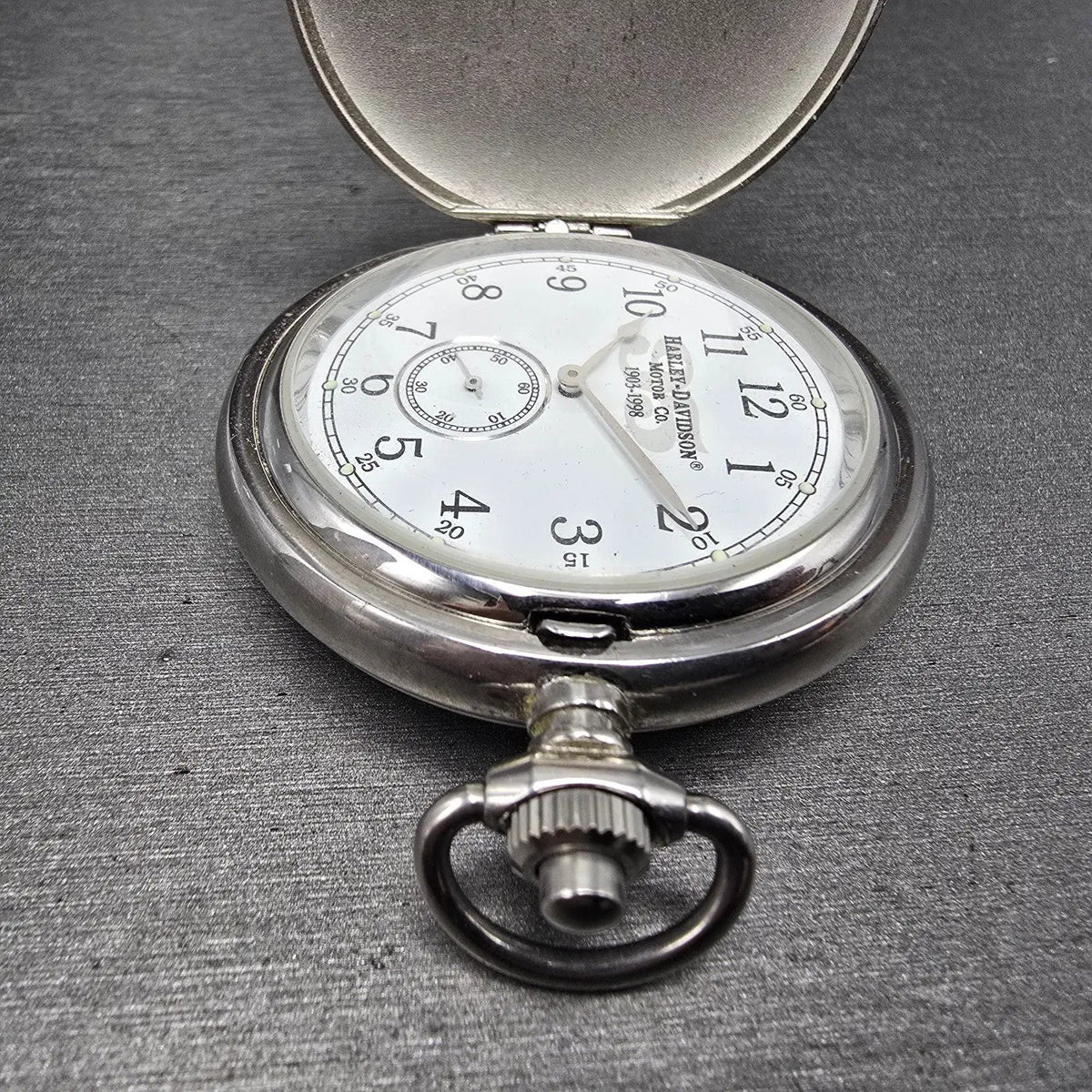 Harley Davidson Pocket Watch Men 50mm White Dial Silver Small Seconds New Batt3