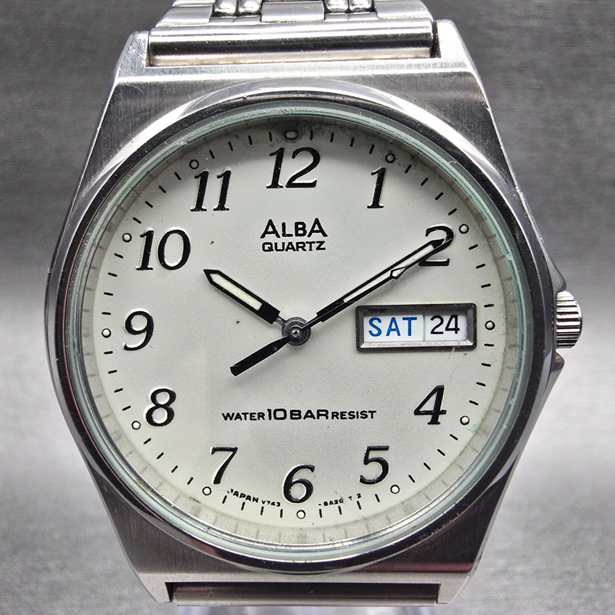 Seiko Alba Watch Men 35mm Silver Dial Silver Tone Daydate V743-8A10 New Battery1
