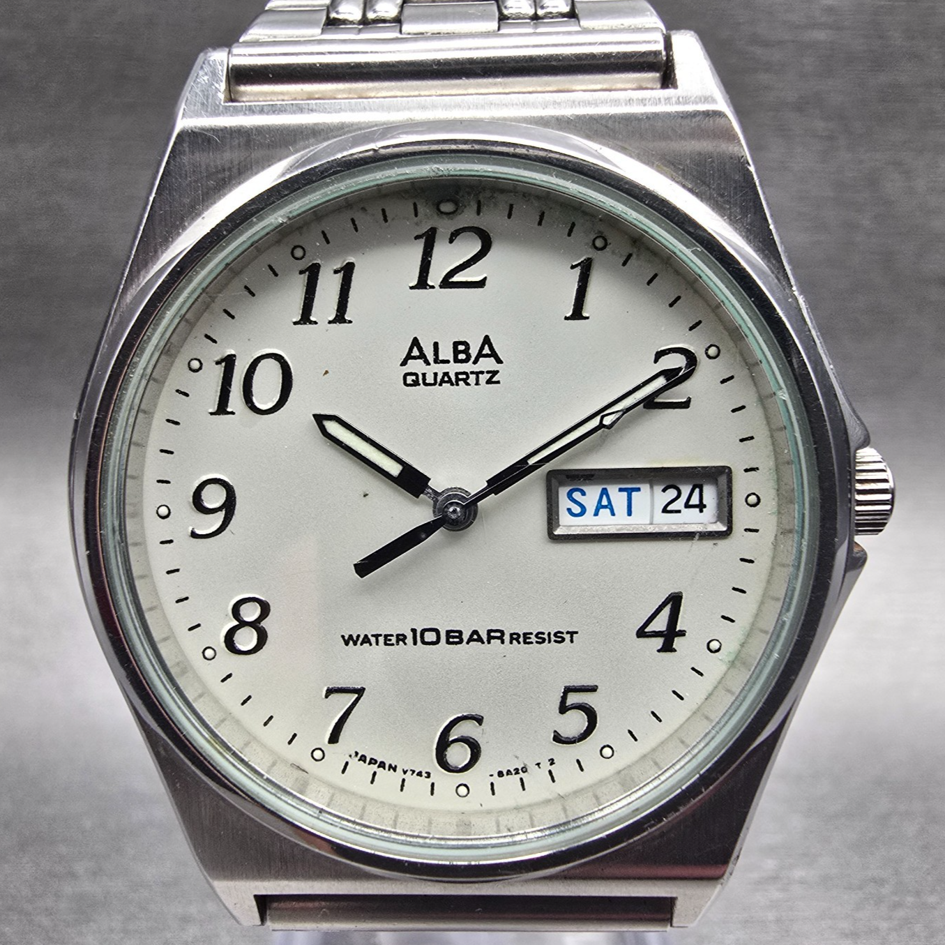 Seiko Alba Watch Men 35mm Silver Dial Silver Tone Daydate V743-8A10 New Battery1