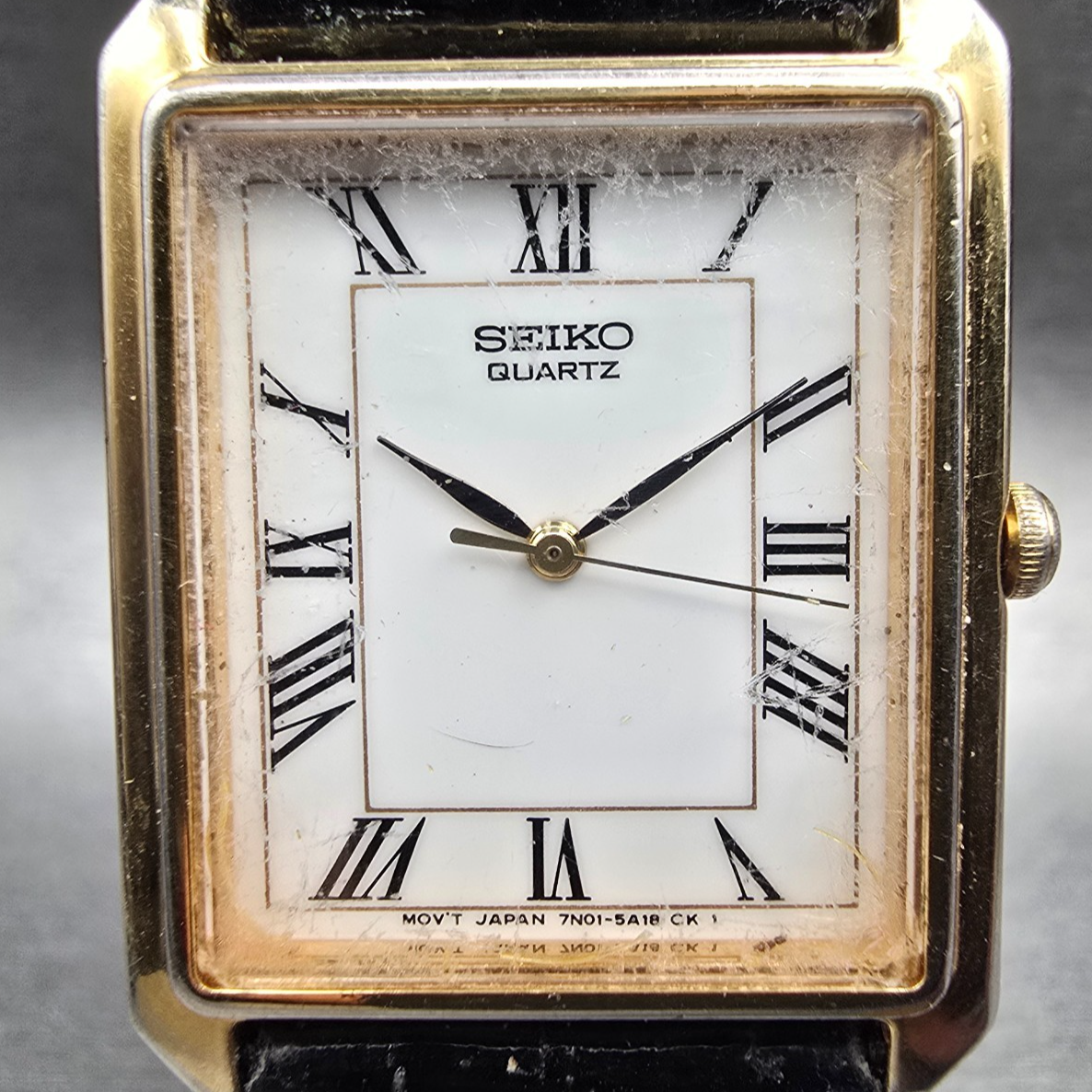 Seiko Tank Watch Men 26mm White Dial Gold Tone Rectangle 7N01-5A00 New Battery1