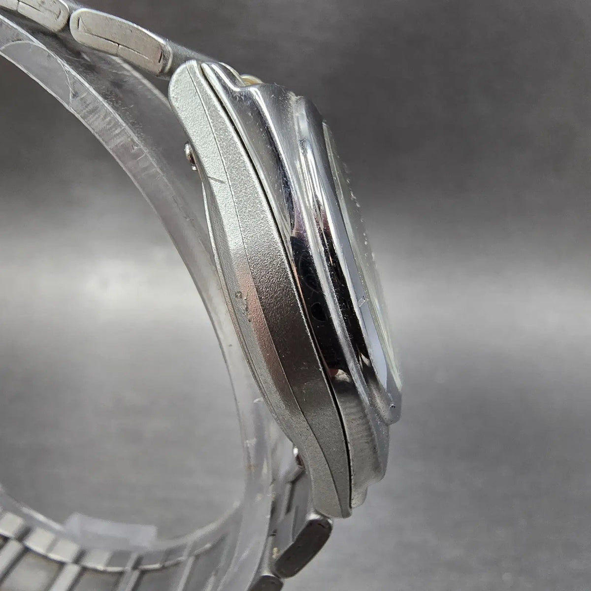 Casio Waveceptor Watch Women 28mm White Dial Silver Tone Date LWQ-10 Works JP 123