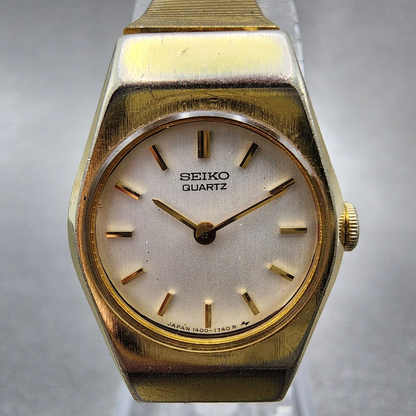 Seiko Watch Women 19mm White Dial Gold Tone 1400-0429 New Battery