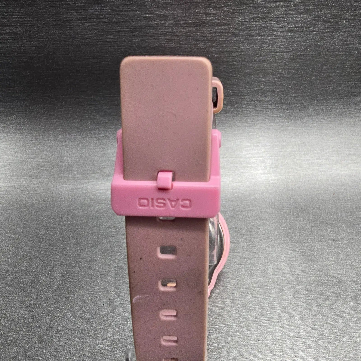 Casio Dive Watch Women 33mm White Dial Pink Date Round LRW-200H New Battery7
