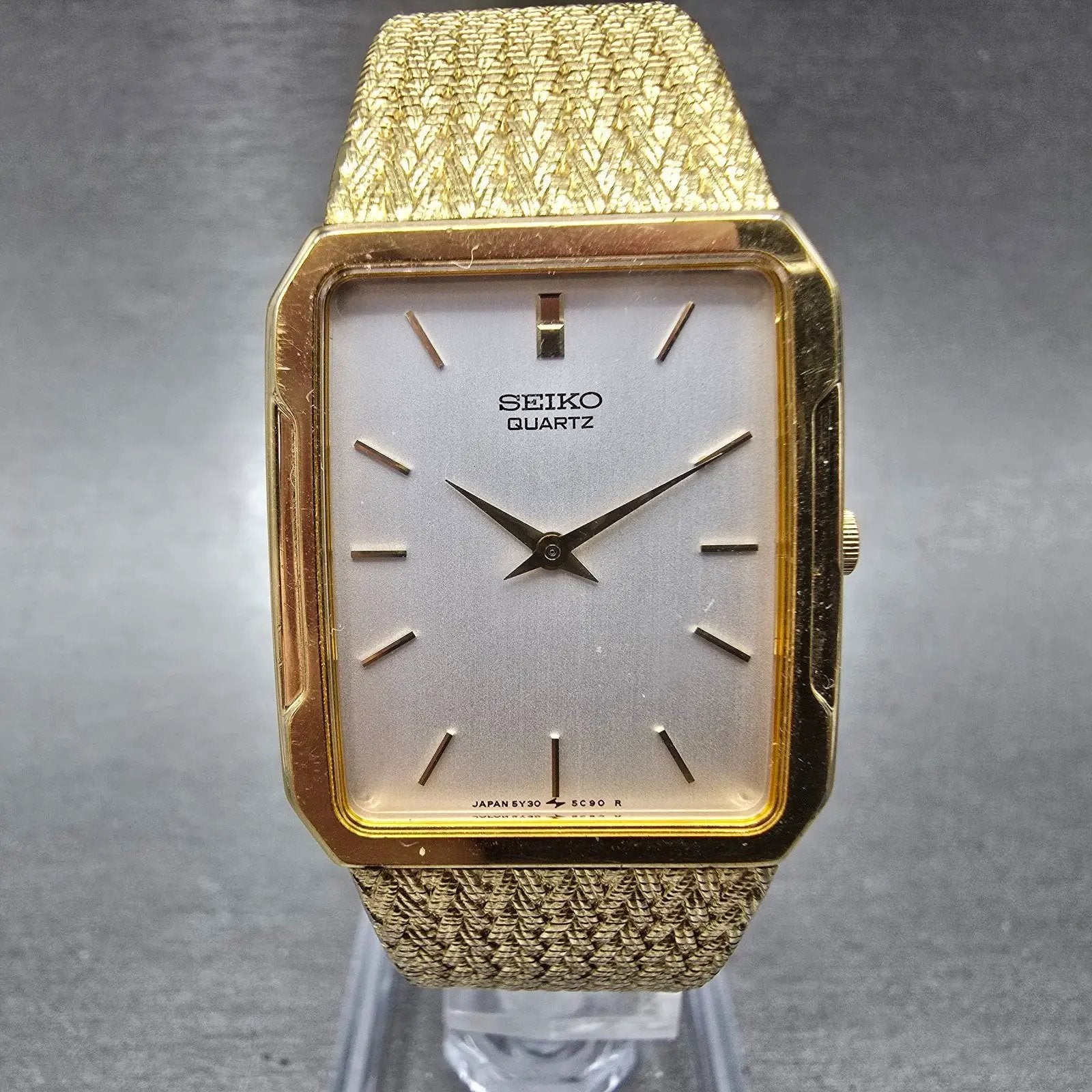 Seiko Tank Watch Men 25mm Silver Dial Gold Tone Rectangle 5Y30-5B49 New Battery0