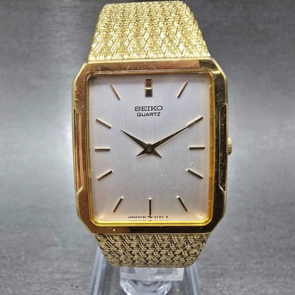 Seiko Tank Watch Men 25mm Silver Dial Gold Tone Rectangle 5Y30-5B49 New Battery0