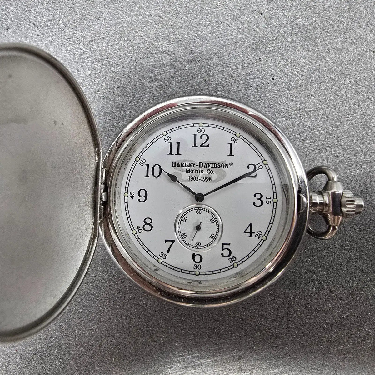 Harley Davidson Pocket Watch Men 50mm White Dial Silver Small Seconds New Batt0
