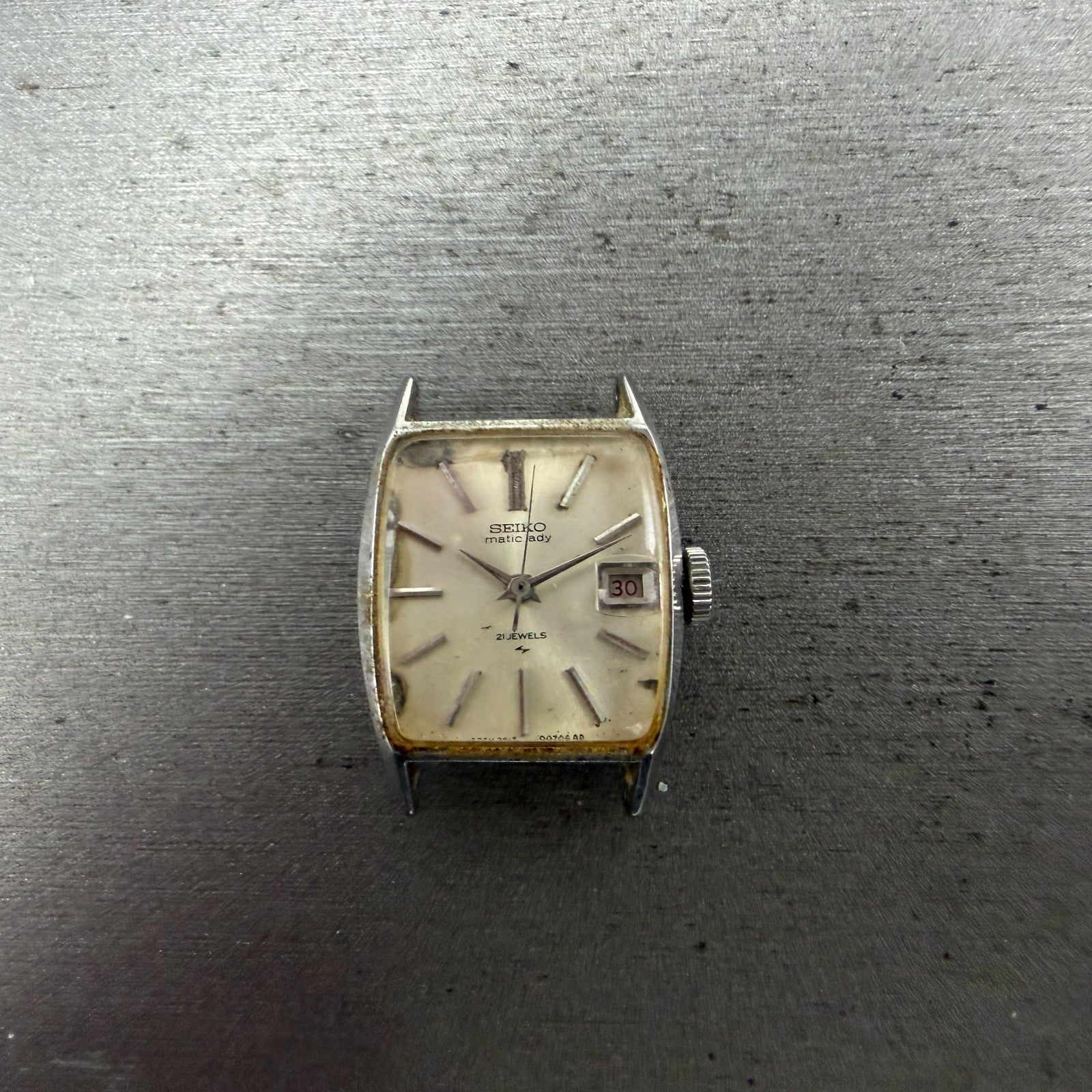 Seiko Matic Lady Watch Women 20mm Silver Dial Silver Tone Date 2517-3211 Runs0