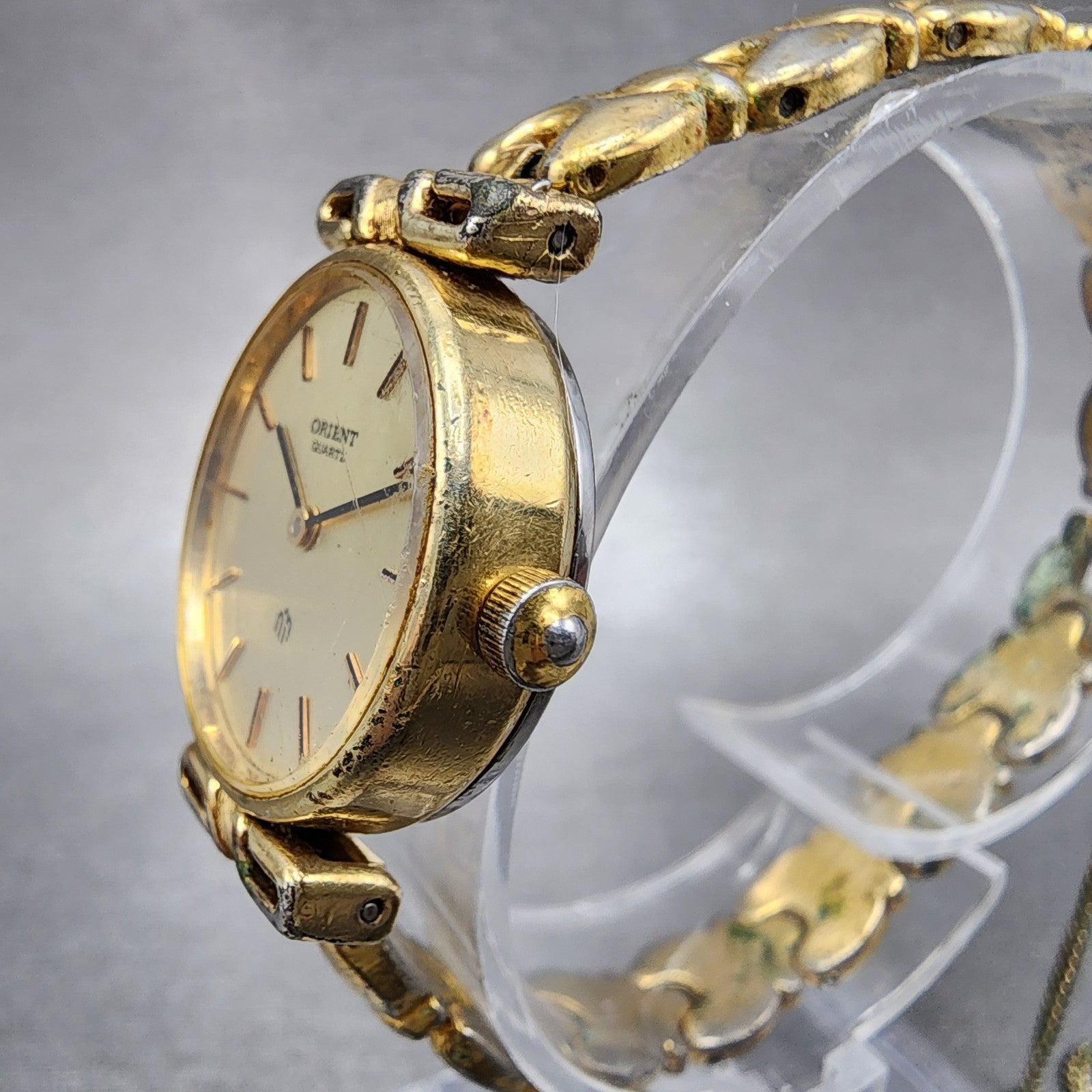 Orient Watch Women 22mm Gold Dial Gold Plated Round New Battery Vintage2
