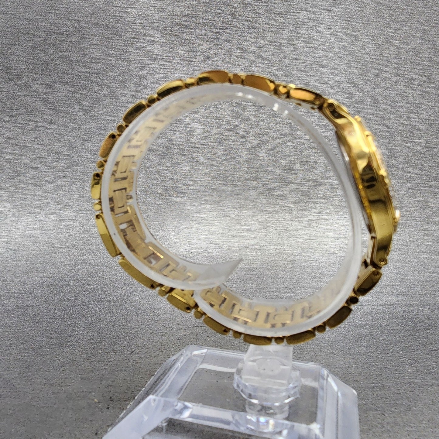Bulova Watch Women 25mm White Dial Gold Tone Date Diamond Bezel 98R73 New Batt8
