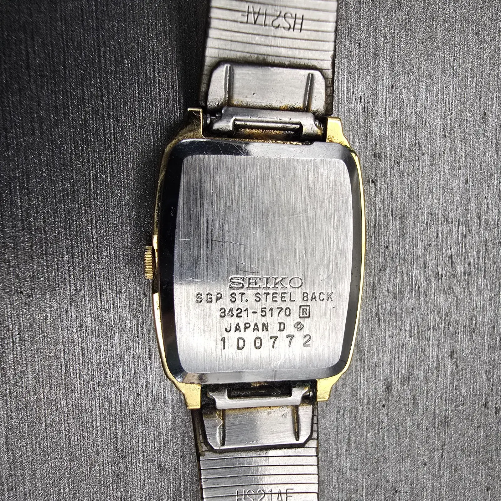 Seiko Tank Watch Women 20mm Champagne Dial Gold Tone Rectangle 3421-5170 New Bat10