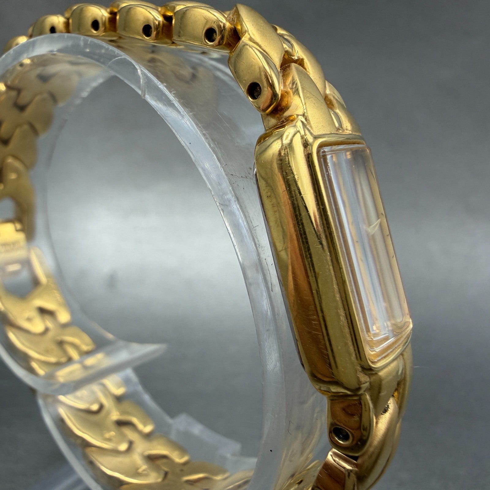 Seiko Tank Watch Women 15mm MOP Dial Gold Tone Rectangle 1F20-0AC0 New Battery3