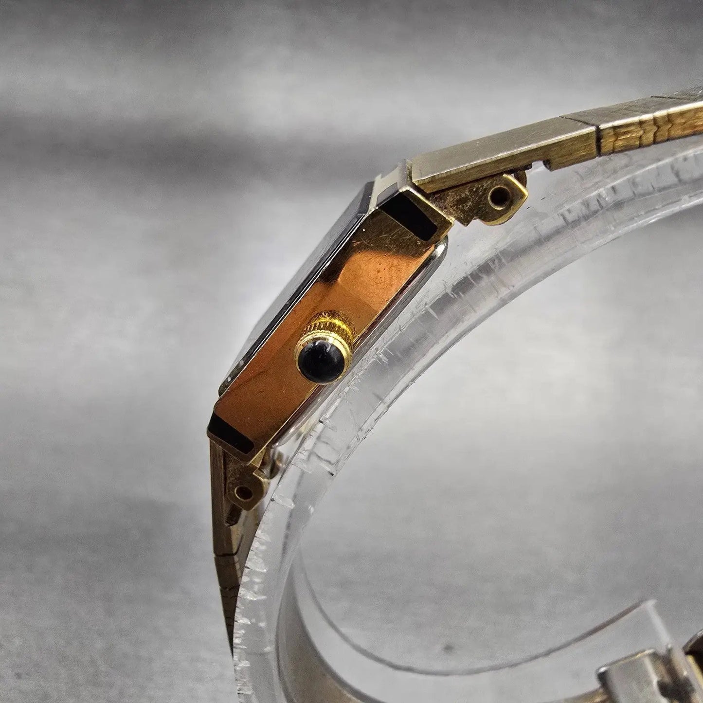 Citizen CQ Watch Women 12mm Black Dial Gold Tone Rectangle 2250-226224 New Batt2