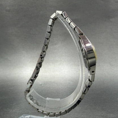 Seiko Watch Women 17mm Silver Dial Silver Tone Oval 1400-7389 New Battery VTG G58