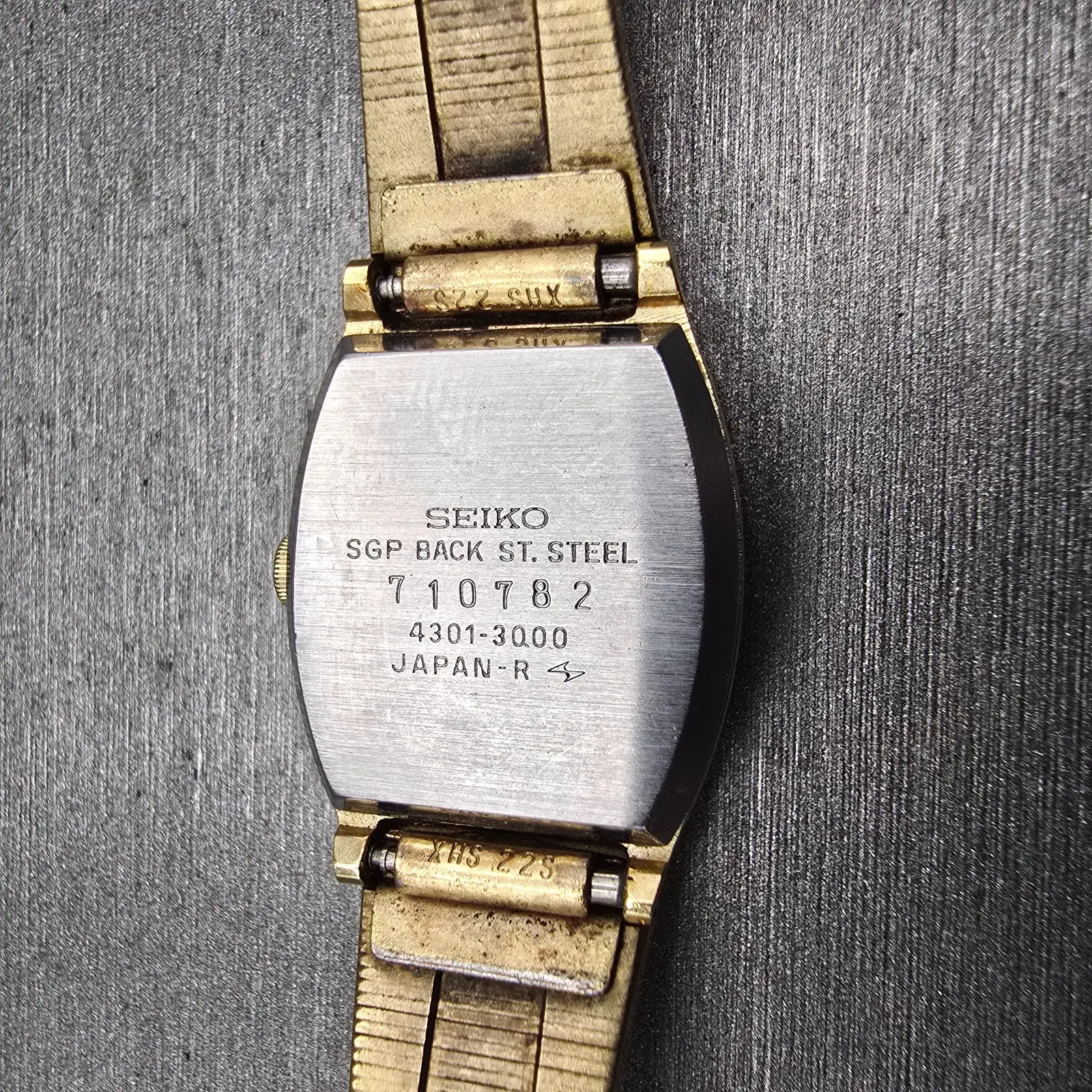 Seiko Watch Women 19mm Silver Dial Gold Tone Rectangle 4301-3000 New Battery VTG10