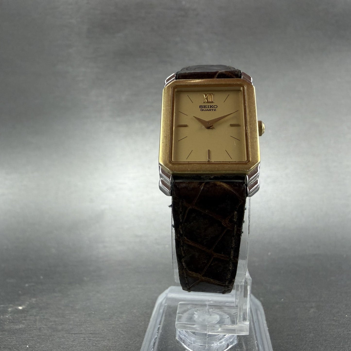 Seiko Tank Watch Women 19mm Champagne Dial Two Tone VTG 2P20-5B90 New Battery5