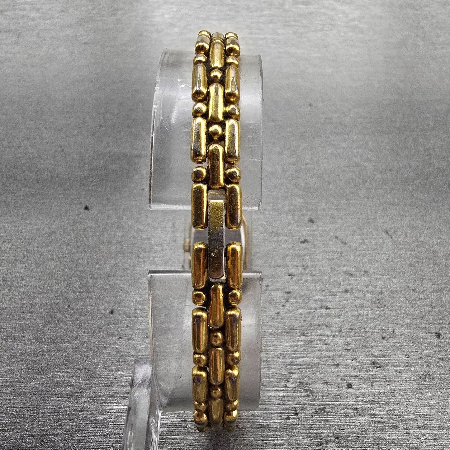 Seiko Watch Women 14mm Gold Dial Gold Tone Oval 1E20-6039 New Battery Vintage7