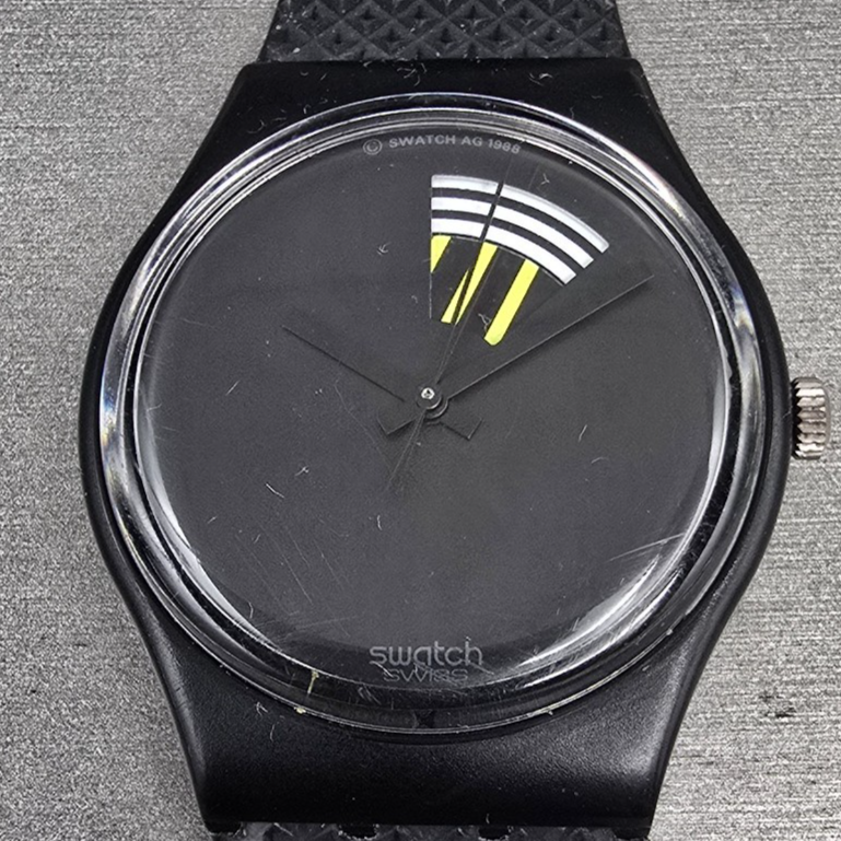 Swatch Color Window Watch Men 34mm Black Dial Black Tone Round GB715 New Battery1