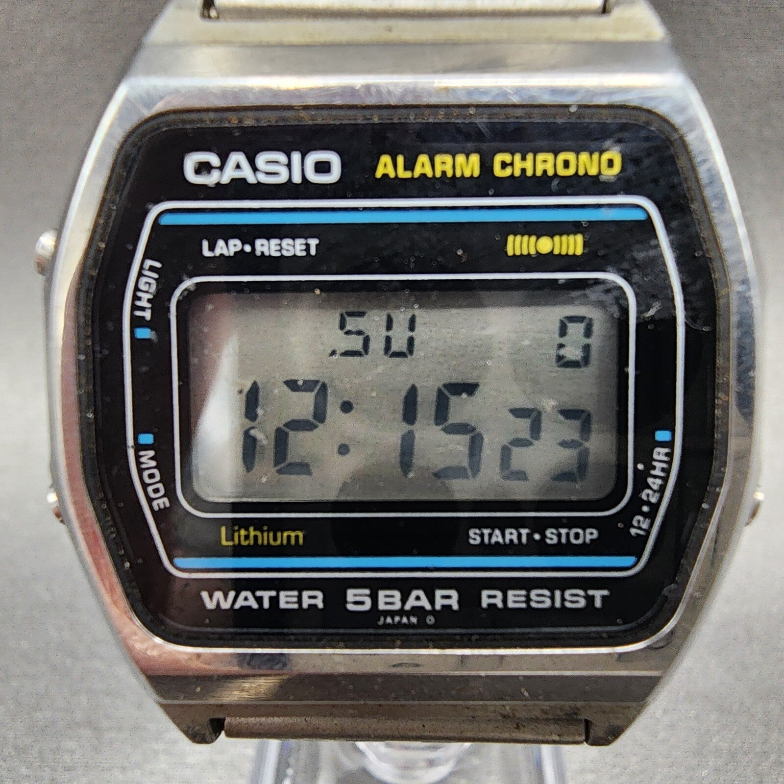 Casio W31 Watch Men 33mm LCD Silver Tone Alarm Chrono New Battery Vintage1