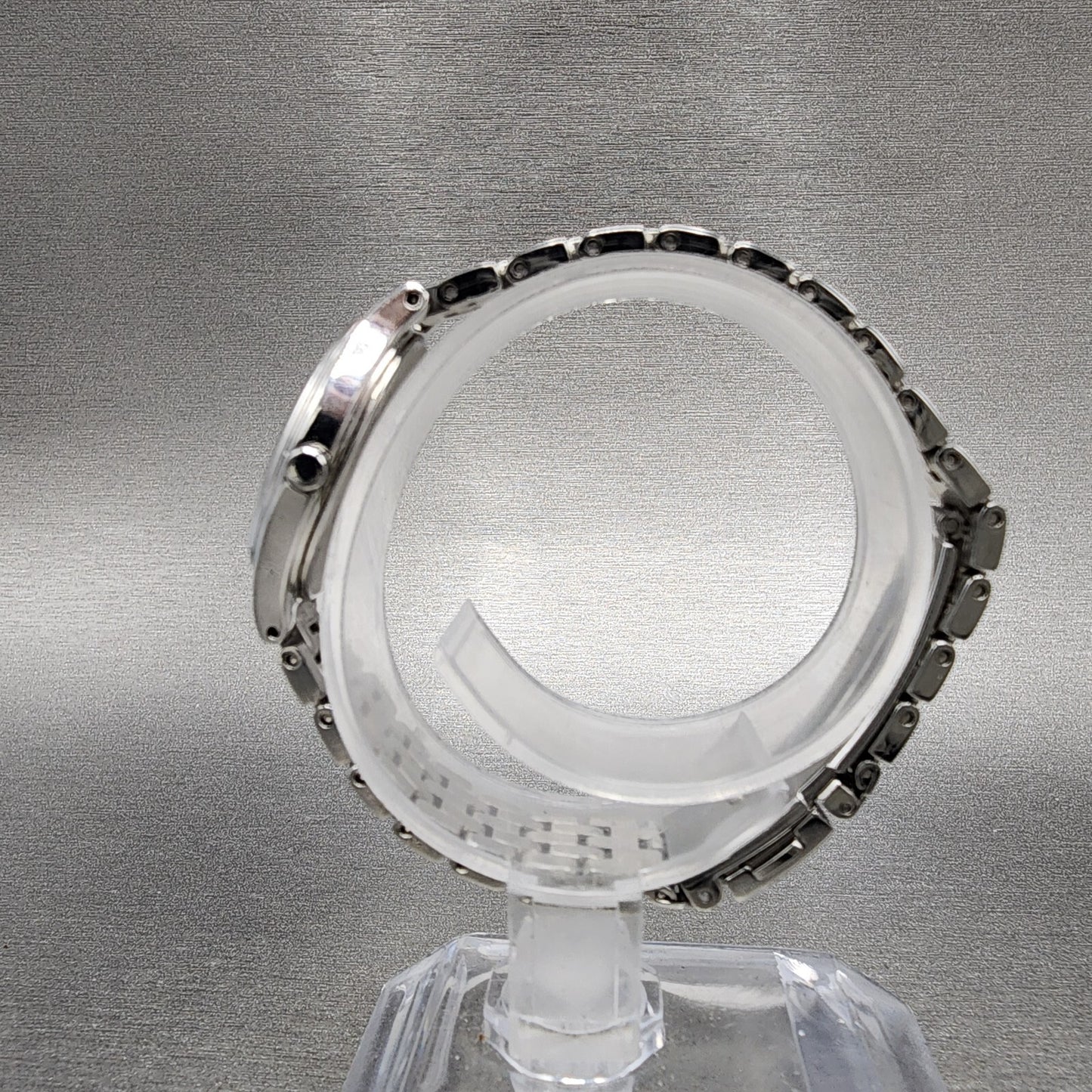 Seiko Solar Watch Women 20mm White Dial Steel Oval V1140AA0 PARTS7