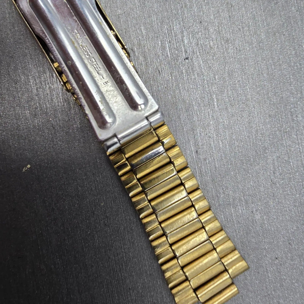 Seiko Bracelet 20mm Stainless Steel Gold Tone Tri Folding Clasp Vintage Japan L8
