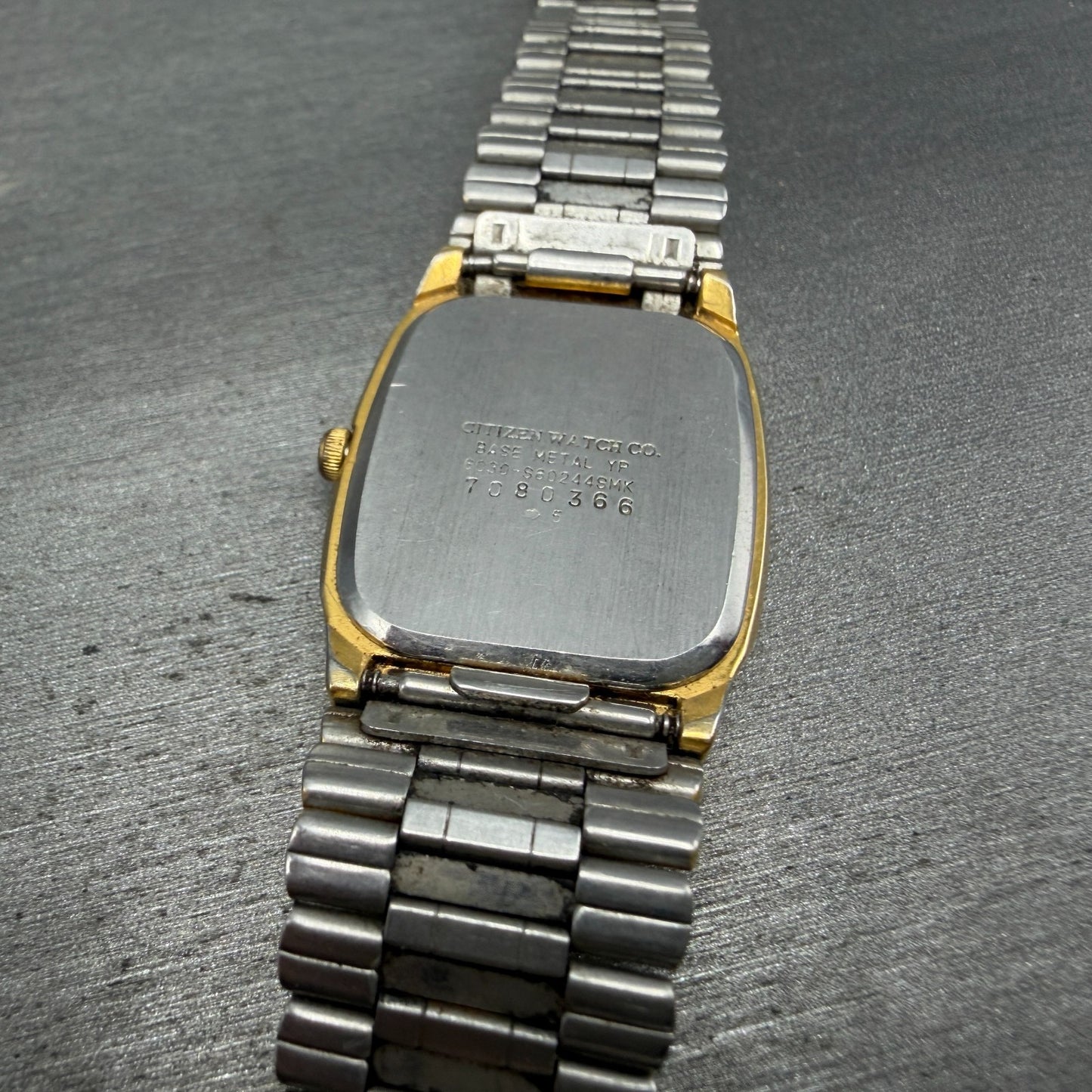 Citizen CQ Tank Watch Men 26mm Black Dial Gold Tone Rectangle 6030-S60244 PARTS15