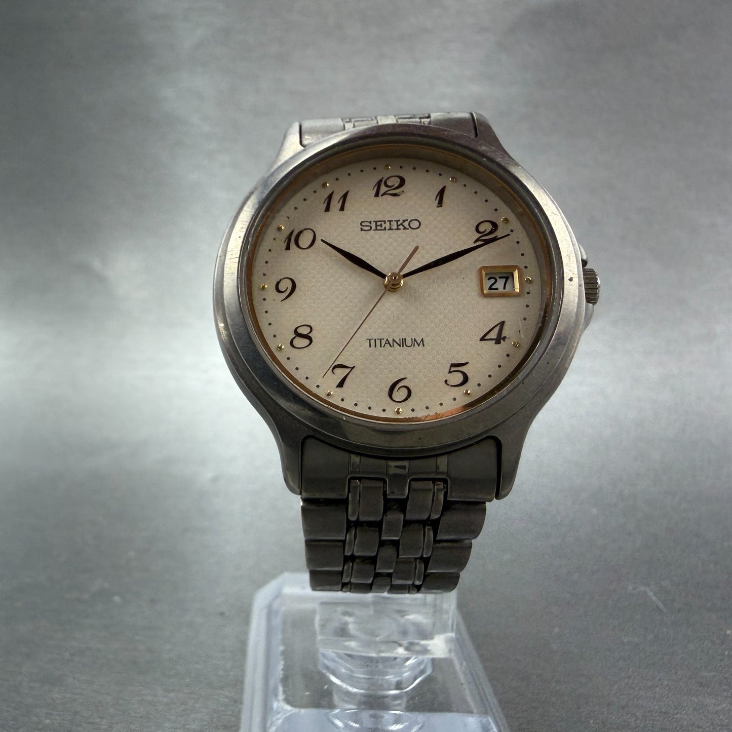 Seiko Watch Men 36mm Cream Dial Titanium Date Round Vintage 7N42-8A60 New Batt5