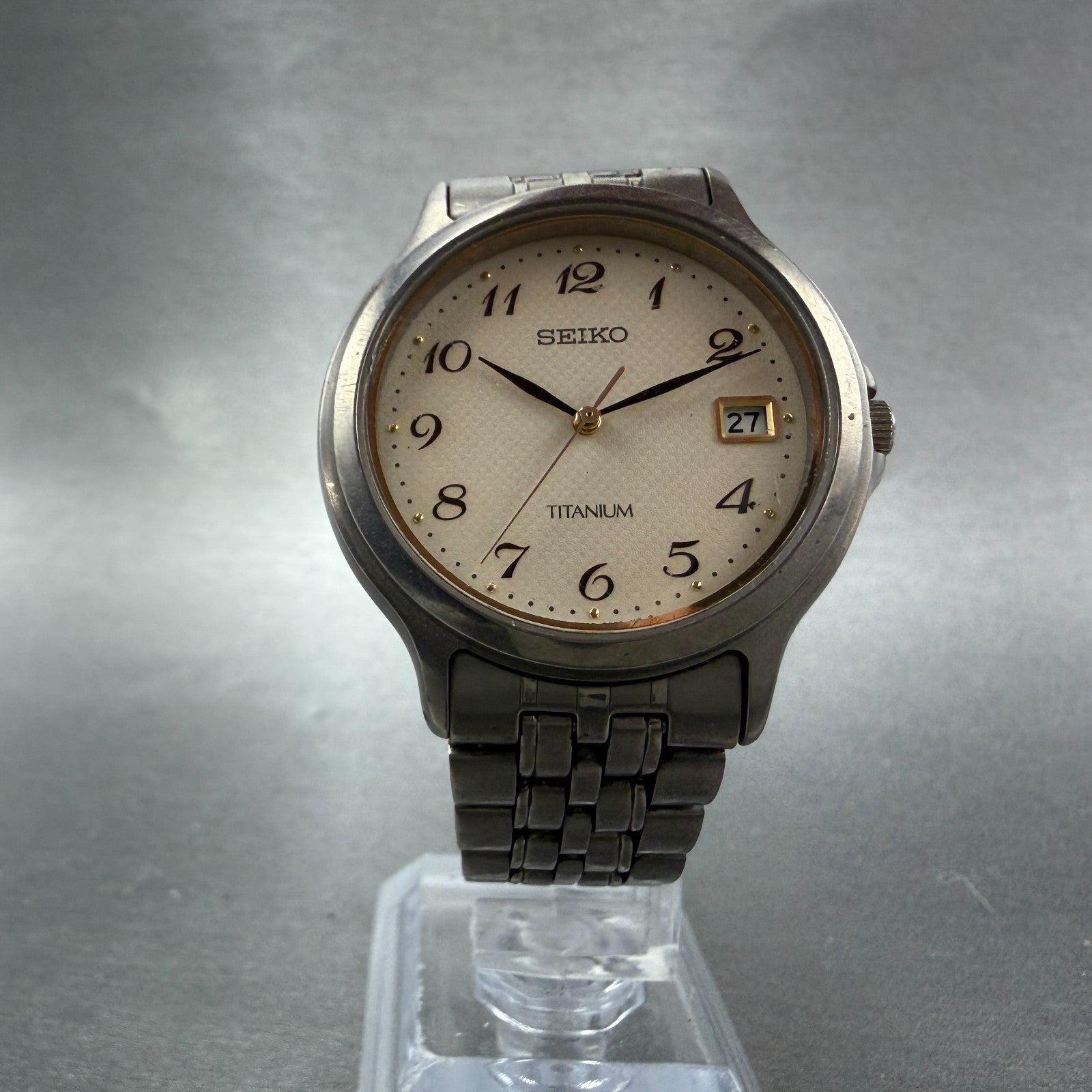 Seiko Watch Men 36mm Cream Dial Titanium Date Round Vintage 7N42-8A60 New Batt5
