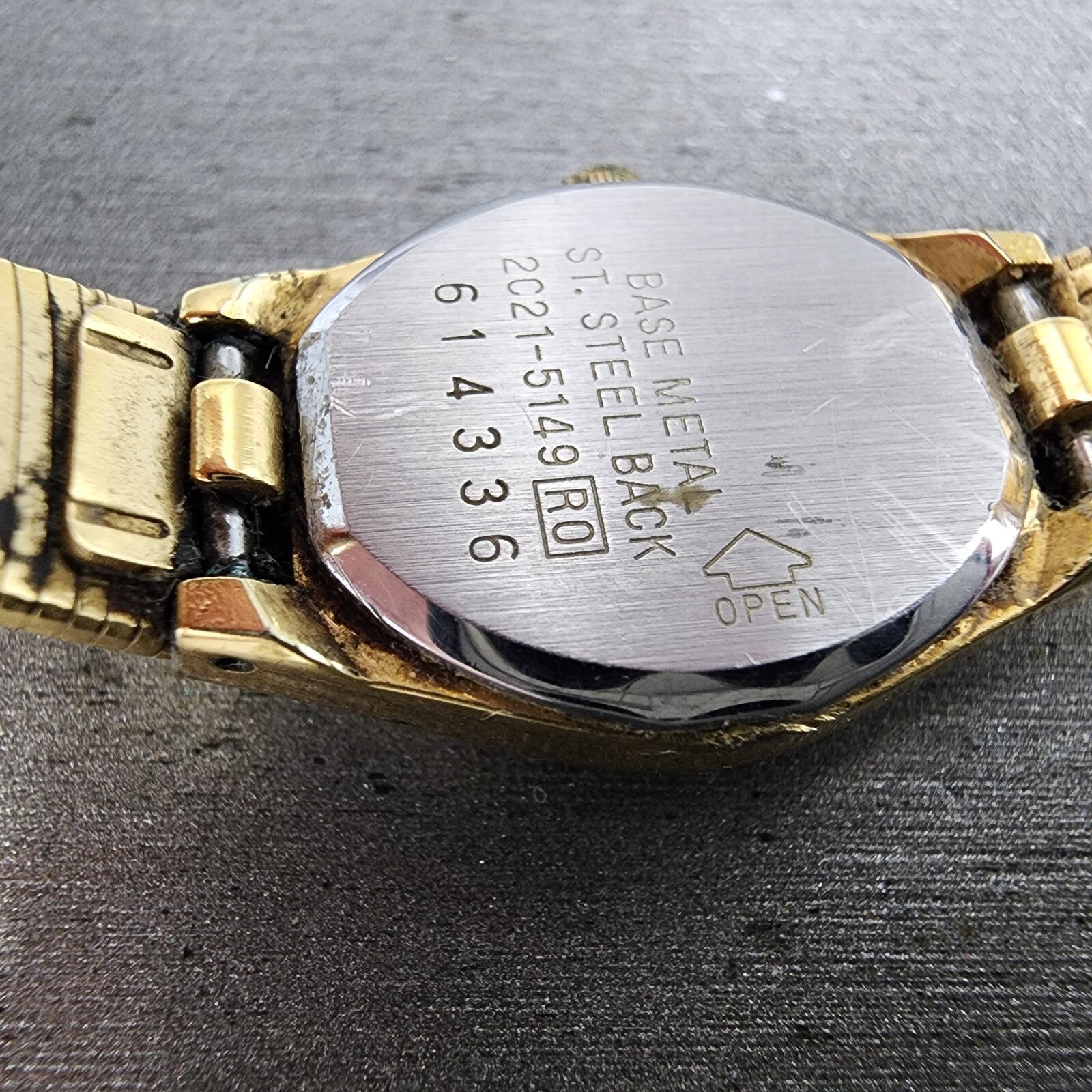 Seiko Watch Women 25mm Gold Dial Gold Tone Hexagon 2C215149 New Batt B123 VTG9