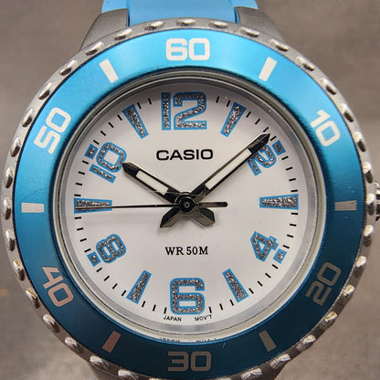 Casio Dive Watch Women 32mm White Dial Silver Tone Round LTP1331 New Battery2